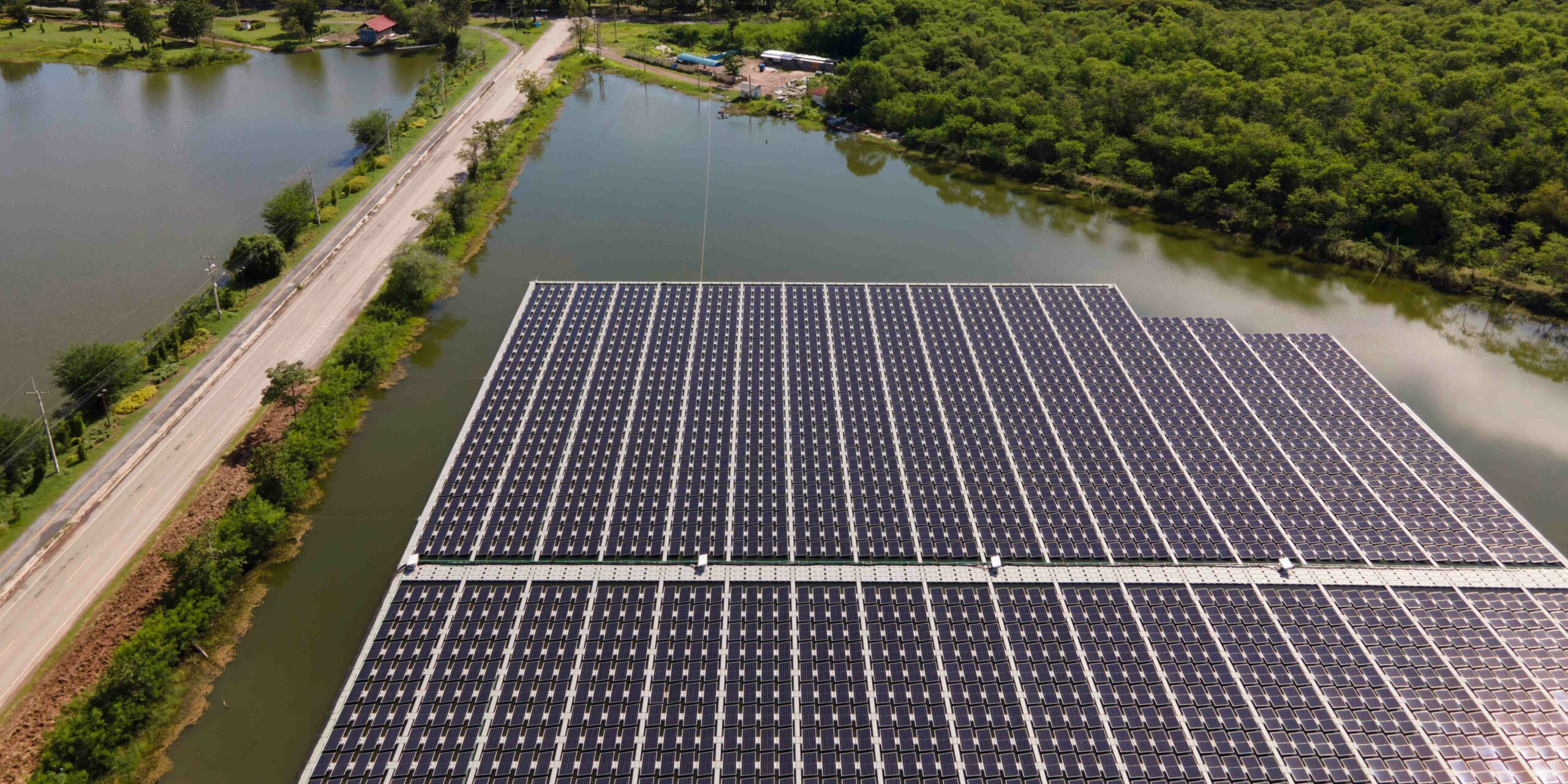 Energía solar flotante: el futuro de la fotovoltaica en el agua