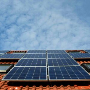 ¿Es adecuado el tejado de tu vivienda para una instalación fotovoltaica de autoconsumo?